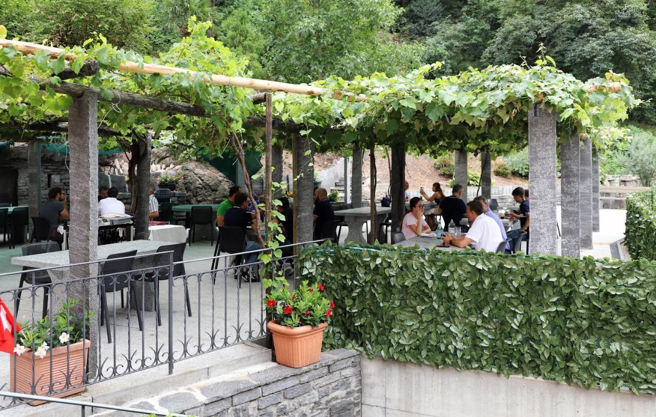 Hotel Ristorante Grotto Serta Lamone Exteriör bild